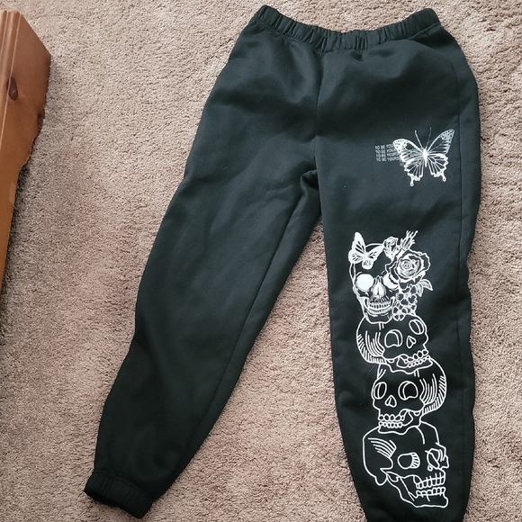 None Pants - Super Comfy Sweatpanta!